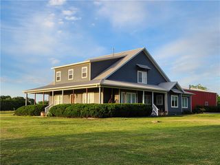 16000 Peterson Road, Gentry, AR 72734