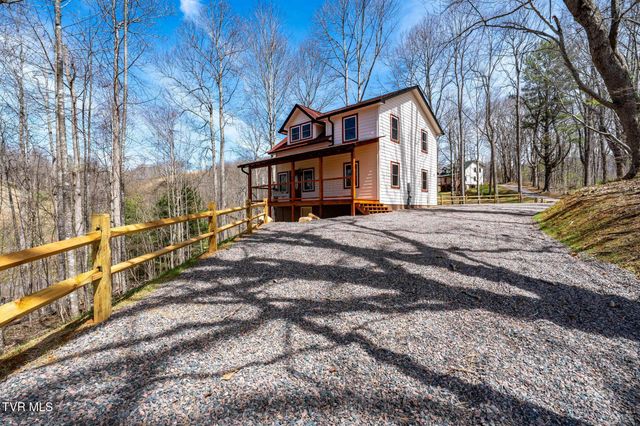 1135 Cherry Springs Lane, Trade, TN 37691