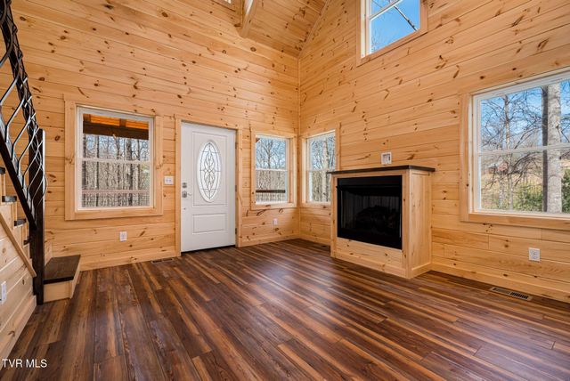 1135 Cherry Springs Lane, Trade, TN 37691