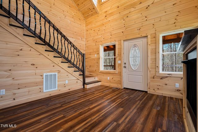 1135 Cherry Springs Lane, Trade, TN 37691