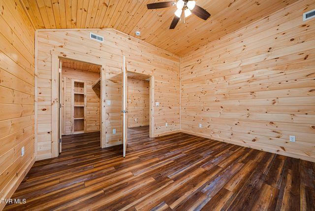 1135 Cherry Springs Lane, Trade, TN 37691