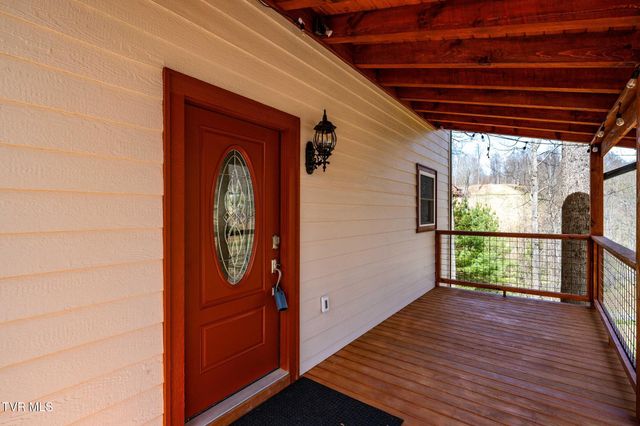 1135 Cherry Springs Lane, Trade, TN 37691
