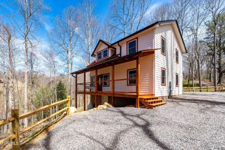 1135 Cherry Springs Lane, Trade, TN 37691