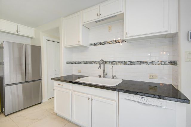 4427 Waterfall Way, Sugar Land, TX 77479