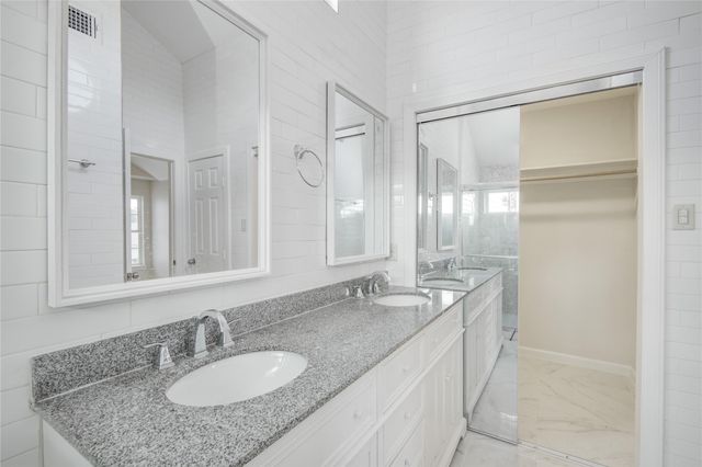 4427 Waterfall Way, Sugar Land, TX 77479