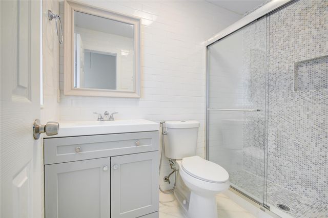 4427 Waterfall Way, Sugar Land, TX 77479