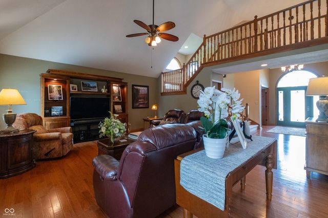 2603 Waldon Drive, Greenwood, IN 46143