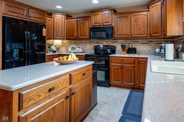 2603 Waldon Drive, Greenwood, IN 46143