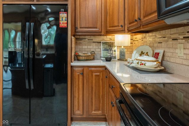 2603 Waldon Drive, Greenwood, IN 46143