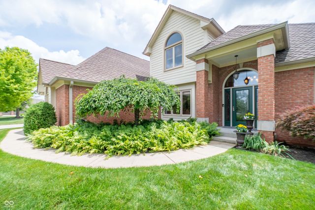 2603 Waldon Drive, Greenwood, IN 46143