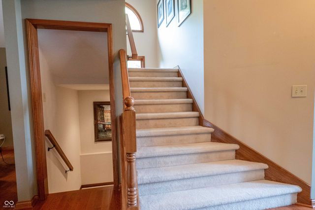 2603 Waldon Drive, Greenwood, IN 46143
