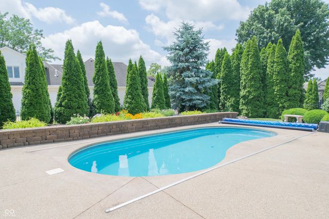 2603 Waldon Drive, Greenwood, IN 46143
