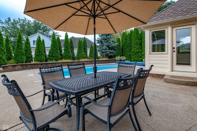 2603 Waldon Drive, Greenwood, IN 46143