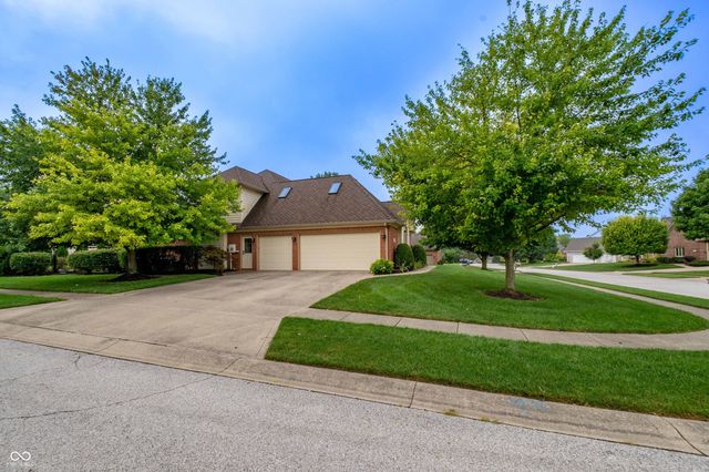 2603 Waldon Drive, Greenwood, IN 46143