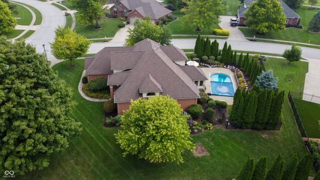 2603 Waldon Drive, Greenwood, IN 46143