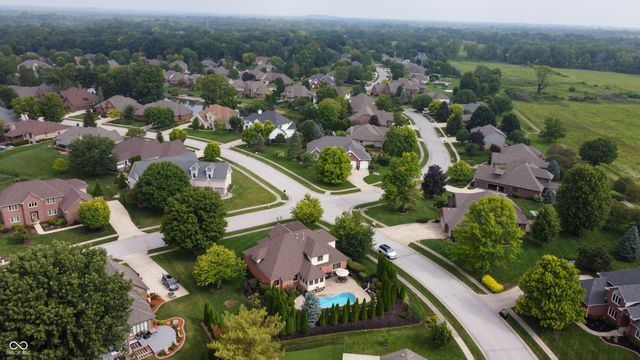 2603 Waldon Drive, Greenwood, IN 46143