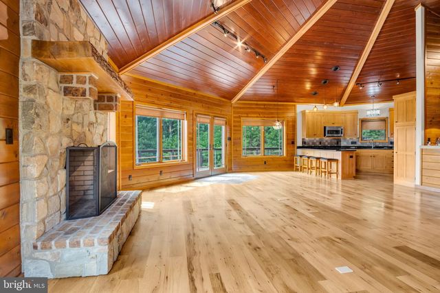 729 HIGH MOUNTAIN RD, Gardners, PA 17324