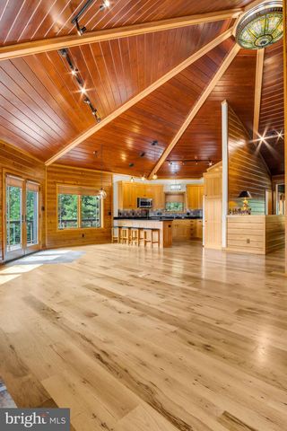 729 HIGH MOUNTAIN RD, Gardners, PA 17324