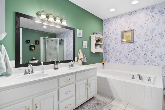 41 Lakeside Drive, London, KY 40741
