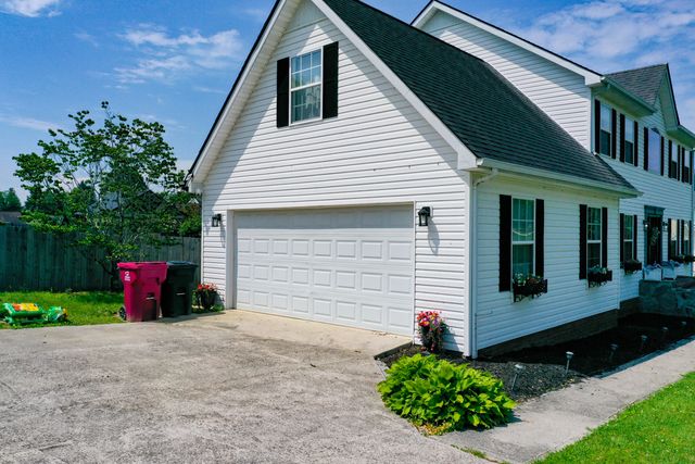 41 Lakeside Drive, London, KY 40741