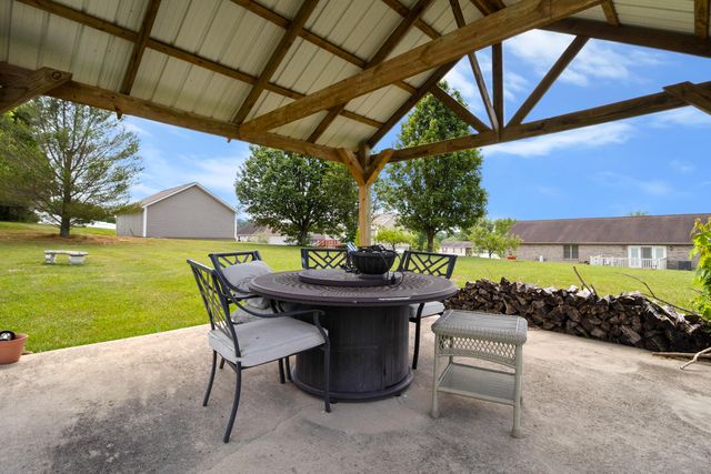 41 Lakeside Drive, London, KY 40741