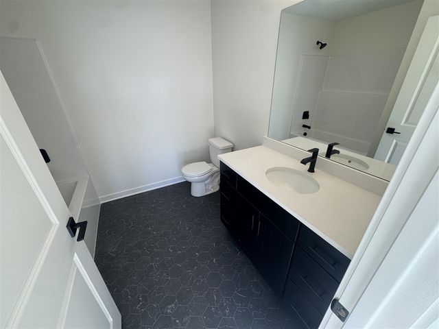 1987 S Shorewood Lane, Holland, MI 49423