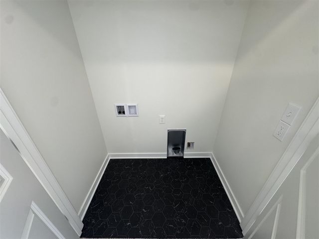 1987 S Shorewood Lane, Holland, MI 49423