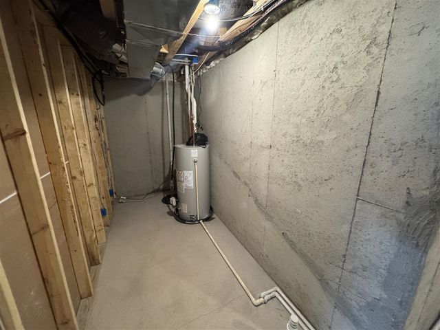 1987 S Shorewood Lane, Holland, MI 49423