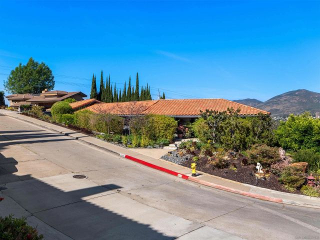 6315 Ridge Manor, San Diego, CA 92120