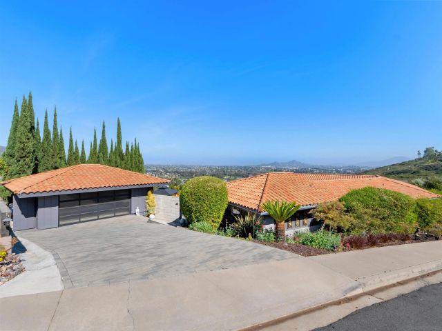 6315 Ridge Manor, San Diego, CA 92120