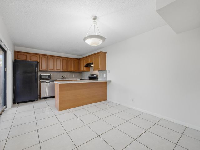 6345 RED PINE Lane A, Greenacres, FL 33415