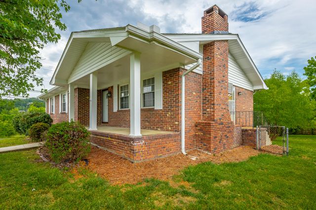 2520 Sharron Drive, Chattanooga, TN 37421
