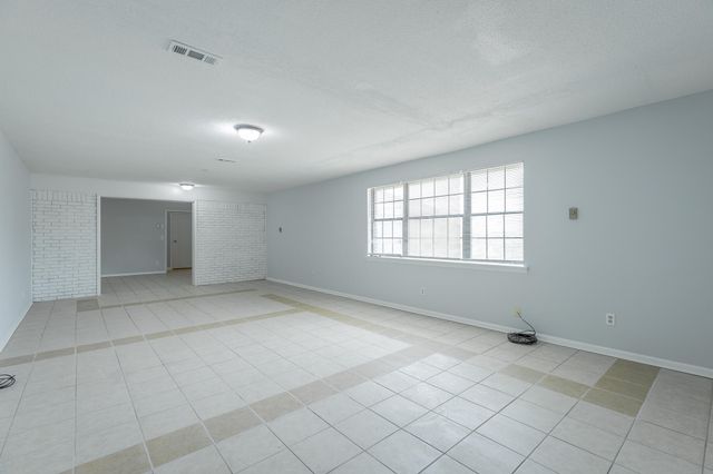 2520 Sharron Drive, Chattanooga, TN 37421