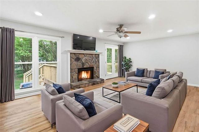 3129 Calumet Place NW, Kennesaw, GA 30152
