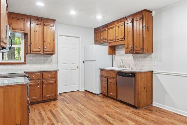 3129 Calumet Place NW, Kennesaw, GA 30152