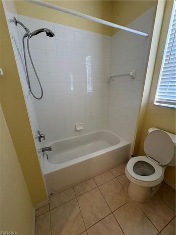 4263 Liron AVE # 204, Fort Myers, FL 33916