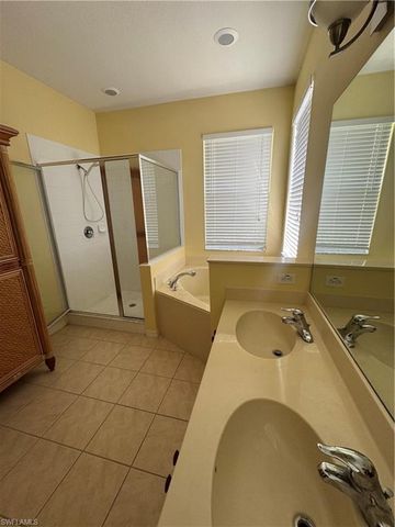 4263 Liron AVE # 204, Fort Myers, FL 33916