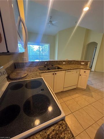 4263 Liron AVE # 204, Fort Myers, FL 33916