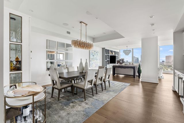 5656 E San Felipe Street S 1401, Houston, TX 77056