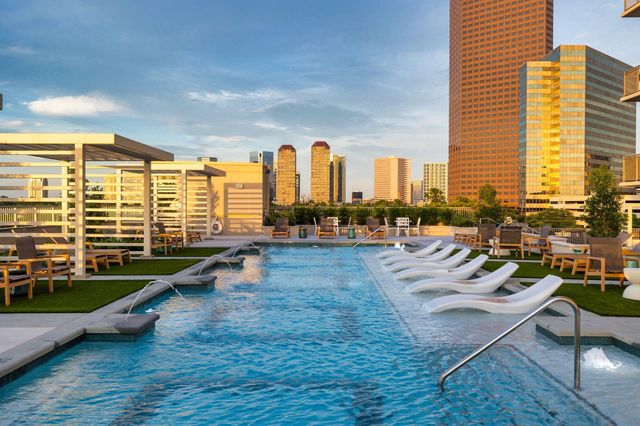 5656 E San Felipe Street S 1401, Houston, TX 77056