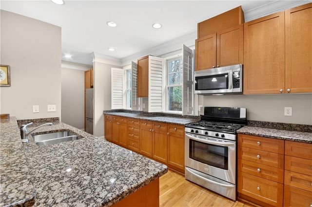 108 Knob Hills Circle, Decatur, GA 30030