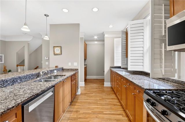 108 Knob Hills Circle, Decatur, GA 30030