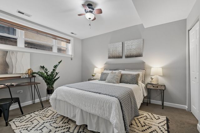 4638 N Albany Avenue 1E, Chicago, IL 60625