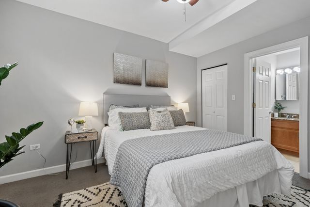 4638 N Albany Avenue 1E, Chicago, IL 60625