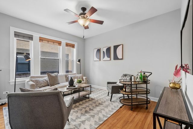 4638 N Albany Avenue 1E, Chicago, IL 60625