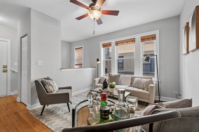 4638 N Albany Avenue 1E, Chicago, IL 60625