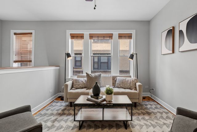 4638 N Albany Avenue 1E, Chicago, IL 60625