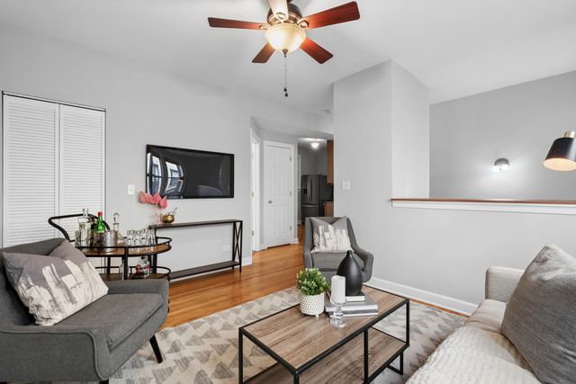 4638 N Albany Avenue 1E, Chicago, IL 60625