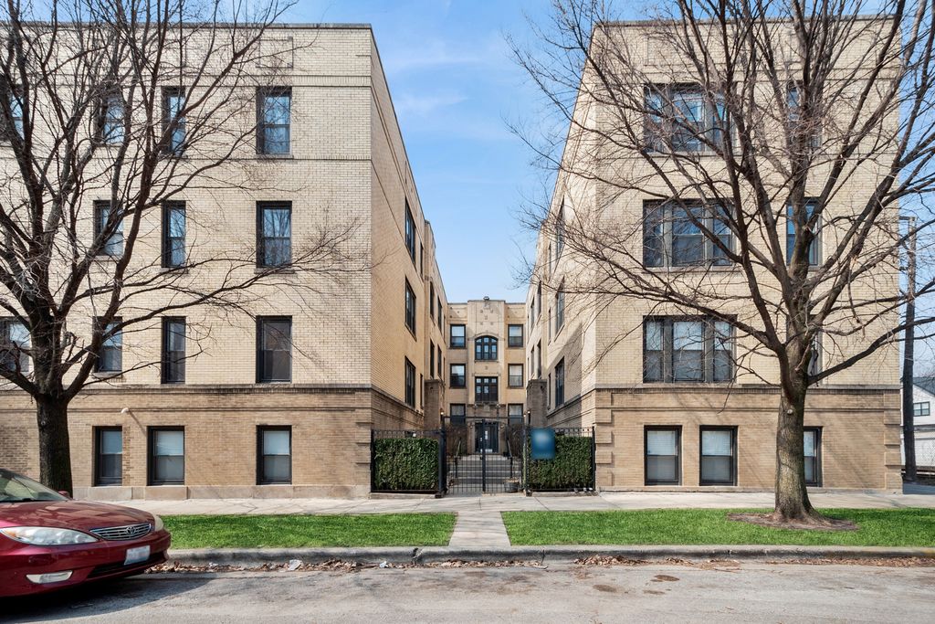 4638 N Albany Avenue 1E, Chicago, IL 60625