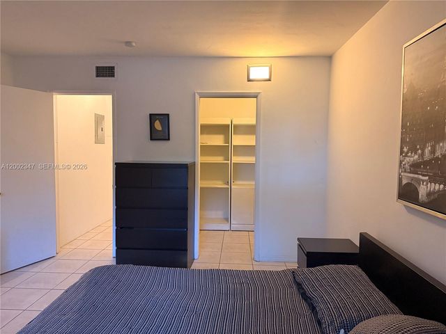 1104 N 17th Ct 107, Hollywood, FL 33020